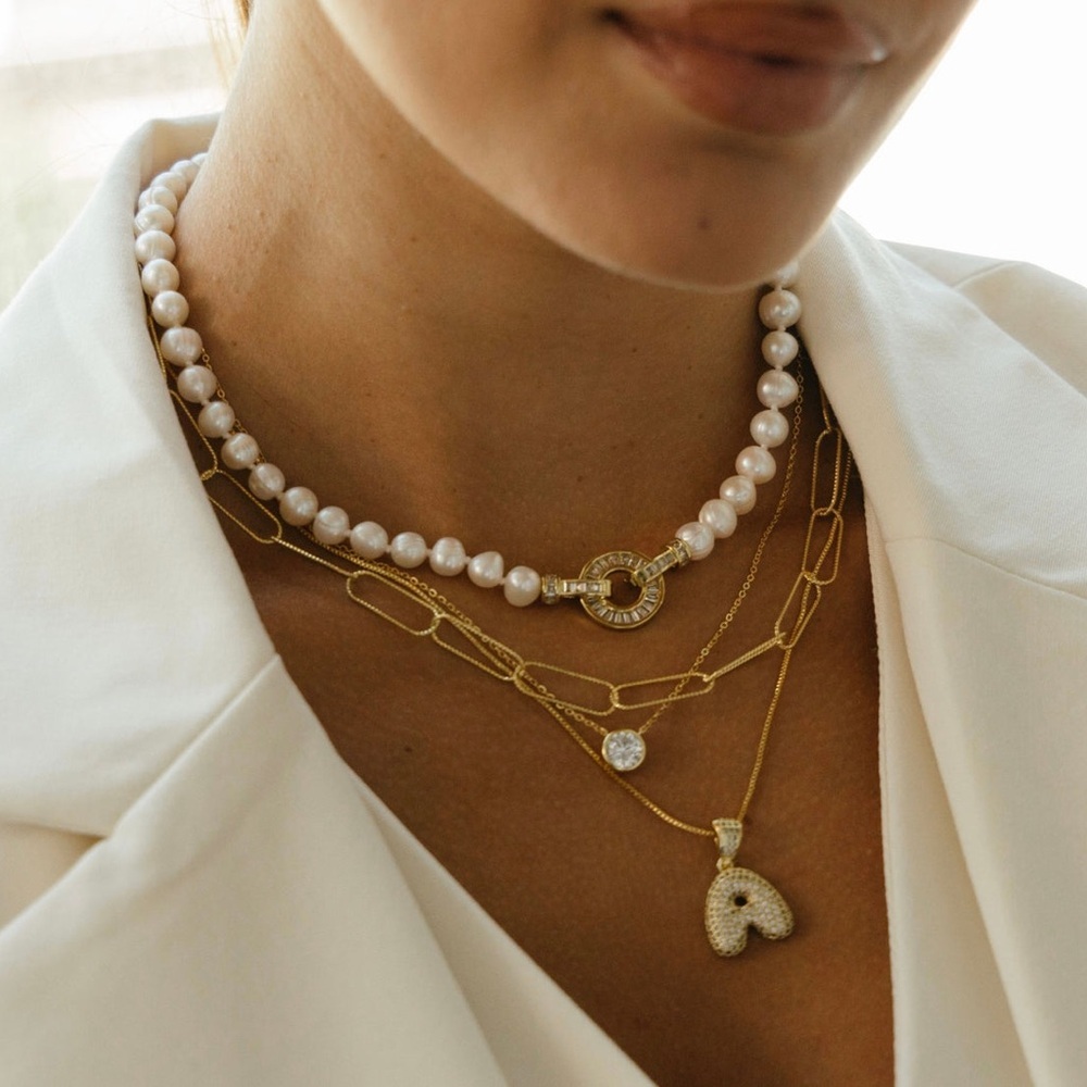 Pearl Necklace Gold Accent Choker 45cm - Picture 3 of 4